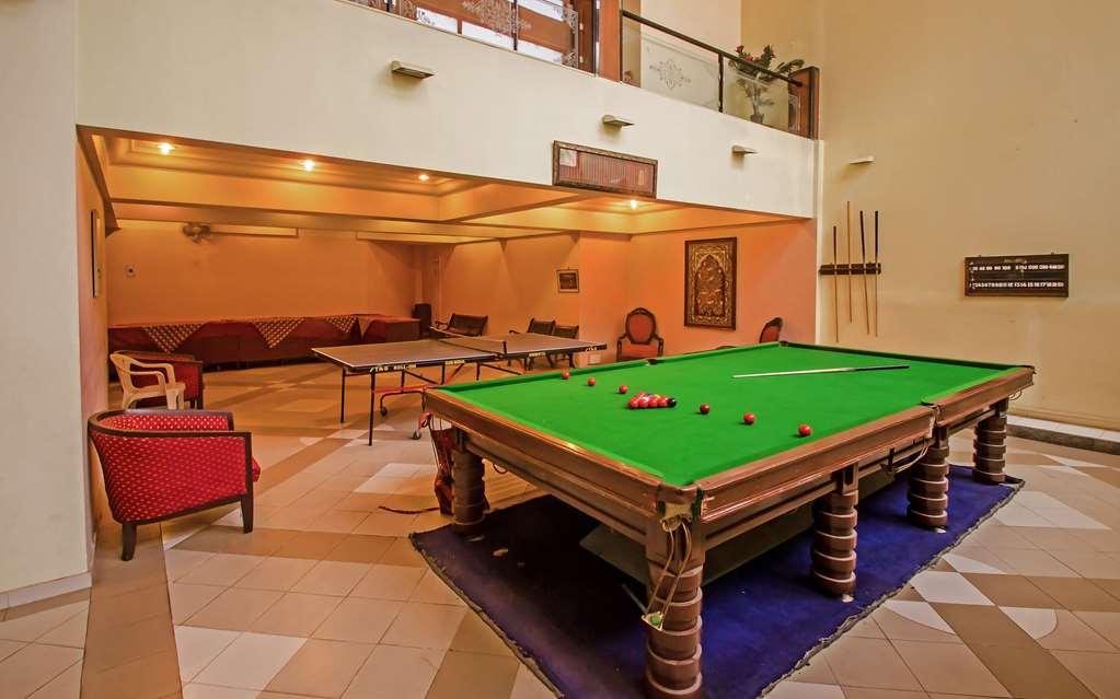 Quality Inn Regency, Насик Интерьер фото