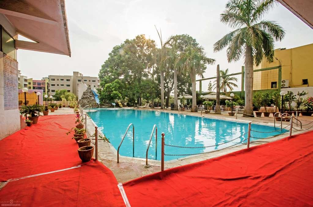 Quality Inn Regency, Насик Удобства фото