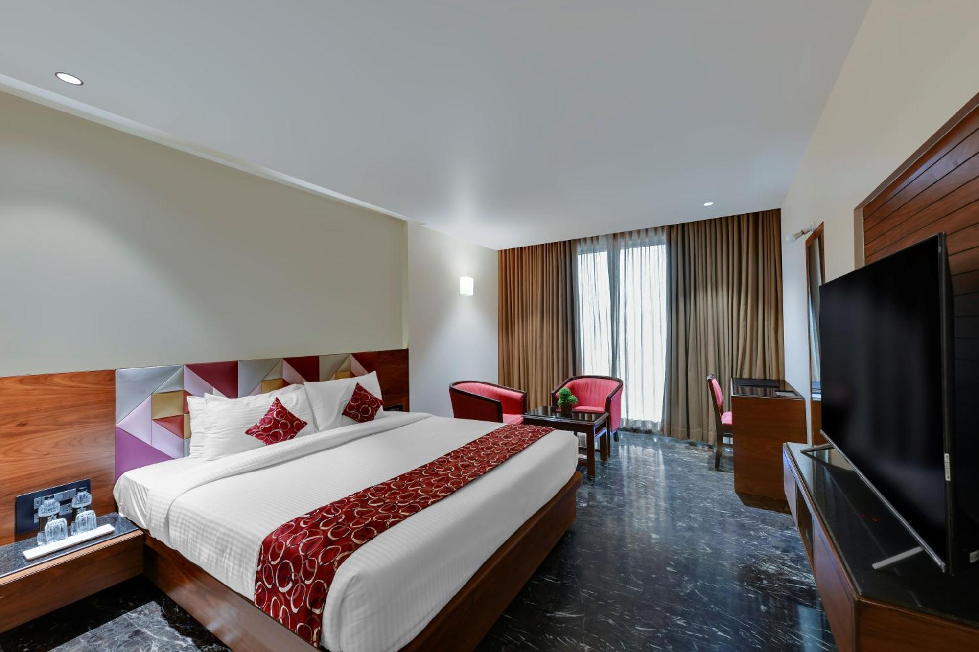 Quality Inn Regency, Насик Экстерьер фото