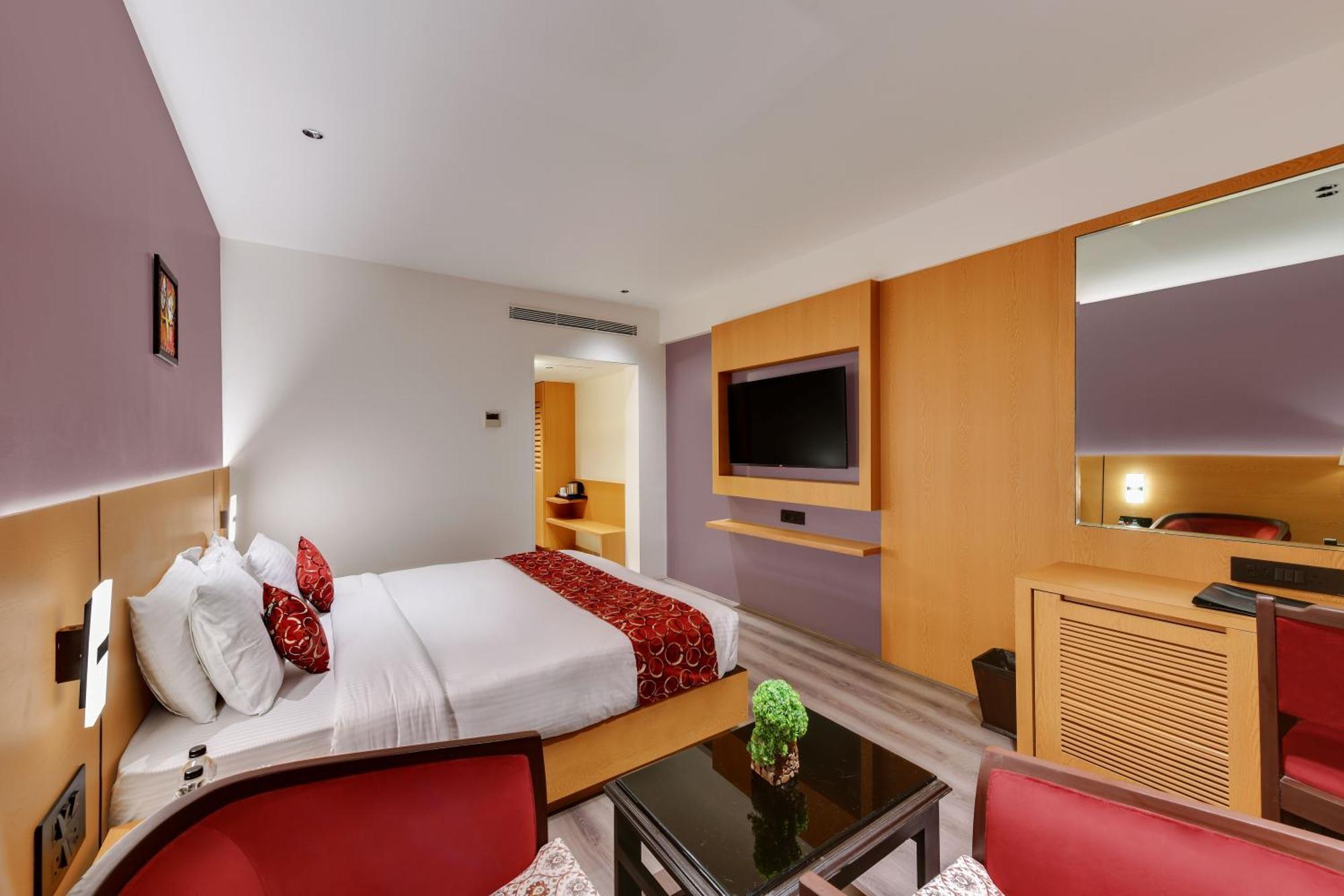 Quality Inn Regency, Насик Экстерьер фото