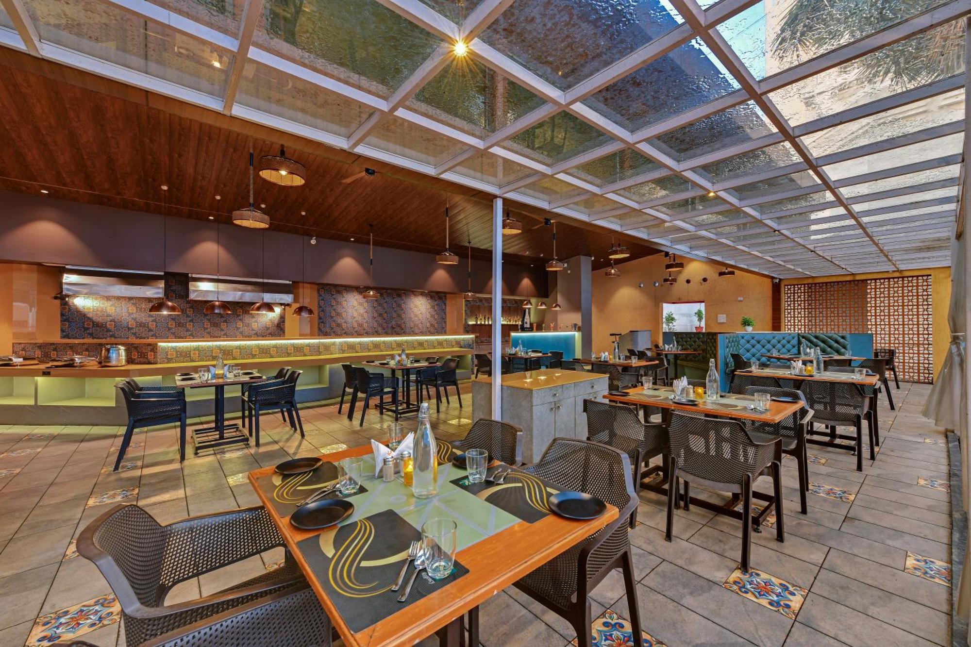 Quality Inn Regency, Насик Экстерьер фото