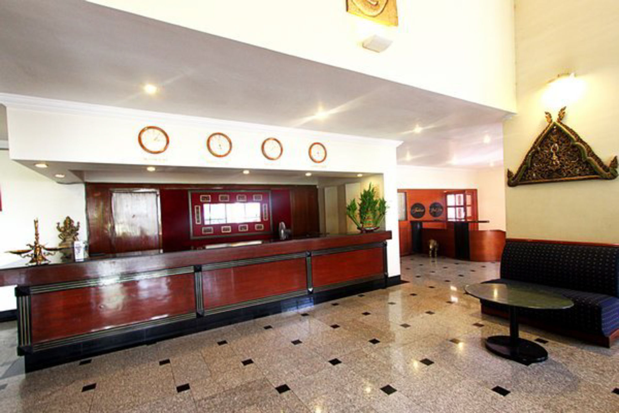 Quality Inn Regency, Насик Экстерьер фото